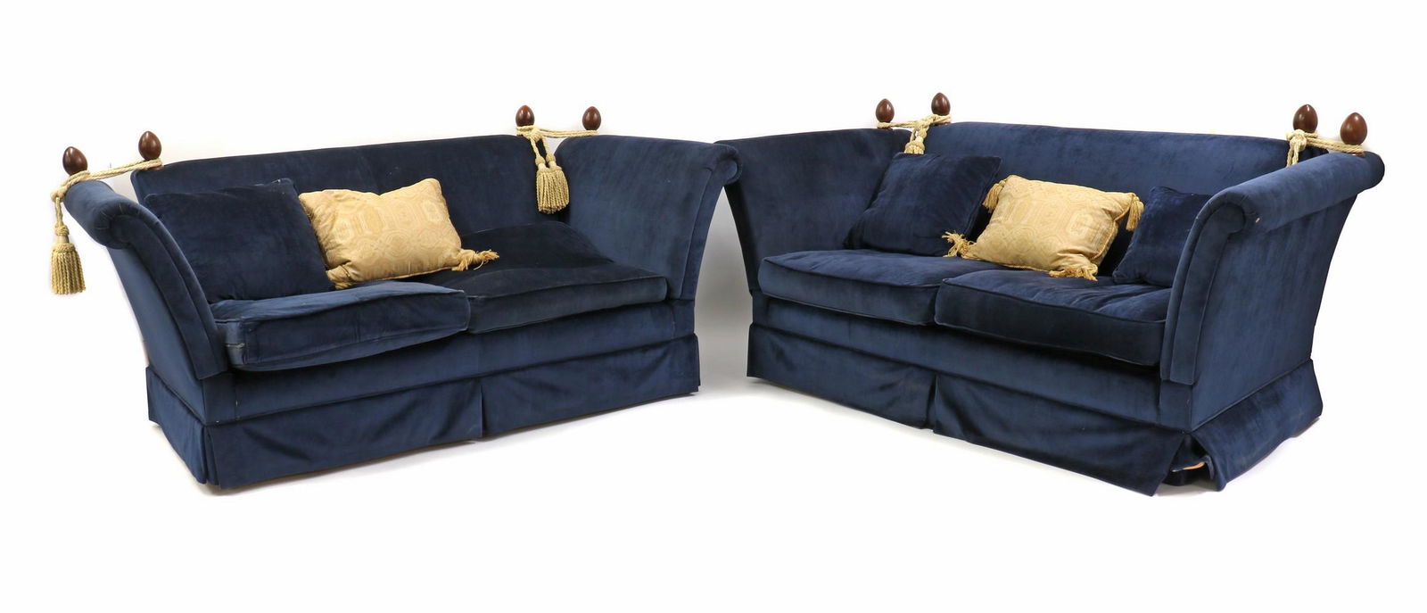 A pair of modern Knoll style settees,: A pair of modern Knoll style settees, A pair of modern Knoll style settees, upholstered in blue velvet, 180cm wide 94cm deep 88cm high