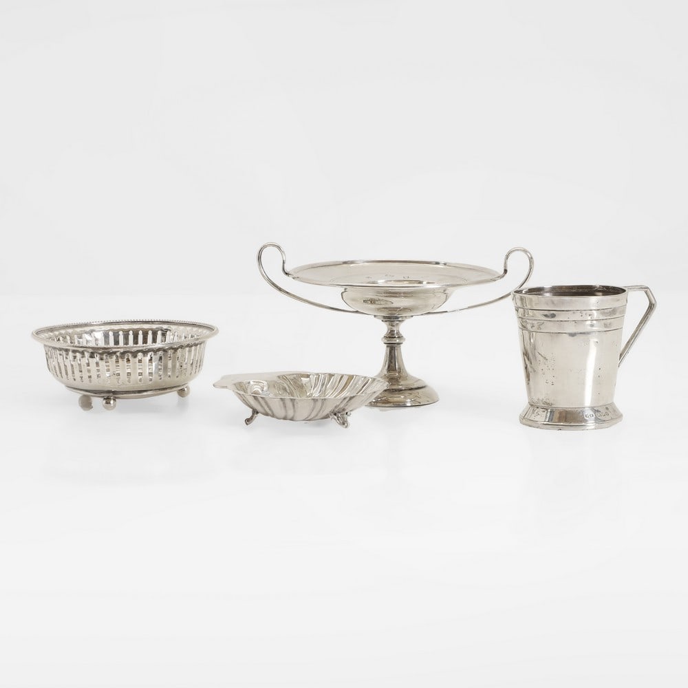 A collection of silver items,: A collection of silver items, comprising of a pin tray, by William Comyns & Sons Ltd (Richard Comyns), London, 1966, 8cm wide, a mini tankard, by Preece & Willicombe, London, 1945, 7cm high, a pierced