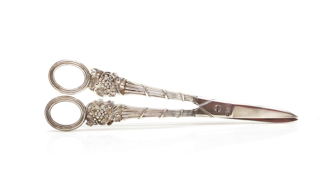 A pair of silver grape scissors,: A pair of silver grape scissors, by Benjamin Smith II & James Smith III, London, 19.5cm wide 4.2ozt
