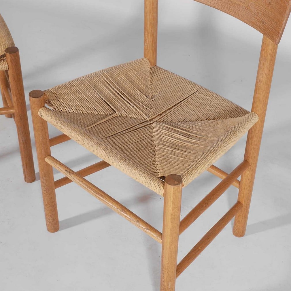 Børge Mogensen (Danish, 1914-1972) for Fredericia A pair of 'J39' dining chairs - 6
