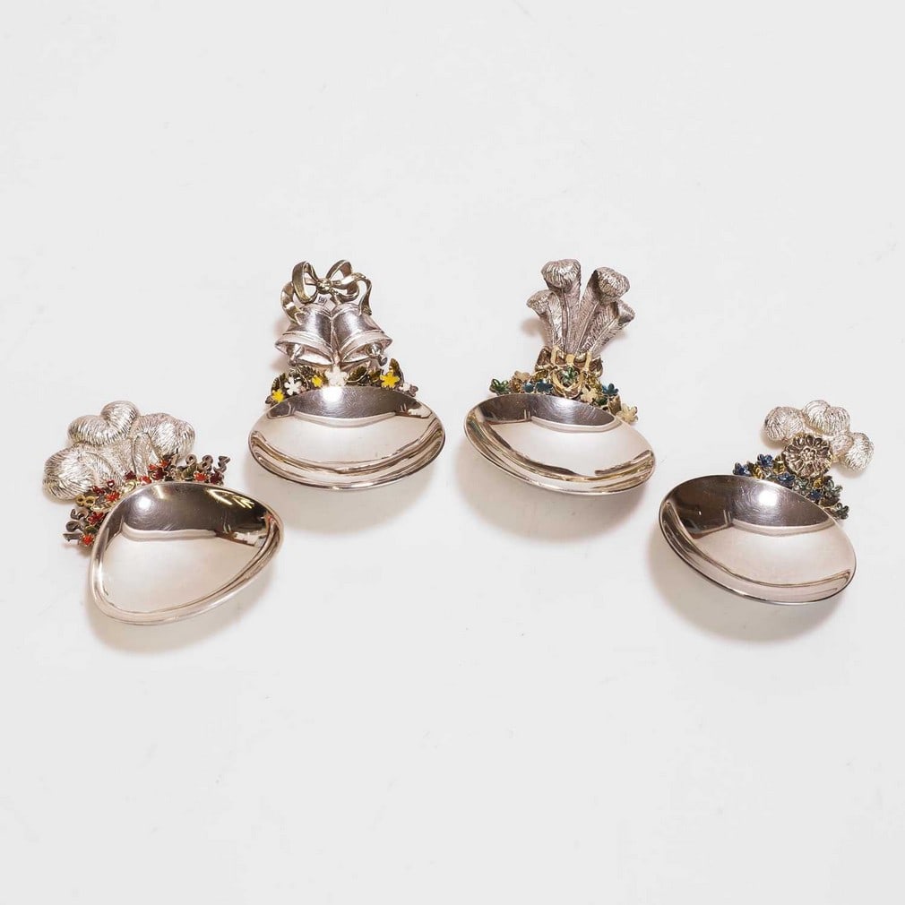 ▲ Stuart Devlin (Australian-British, 1931-2018) A collection of four silver and silver-gilt (1 of 3)