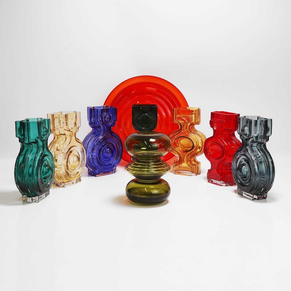 Riihimäen Lasi Oy A group of glassware (1 of 4)