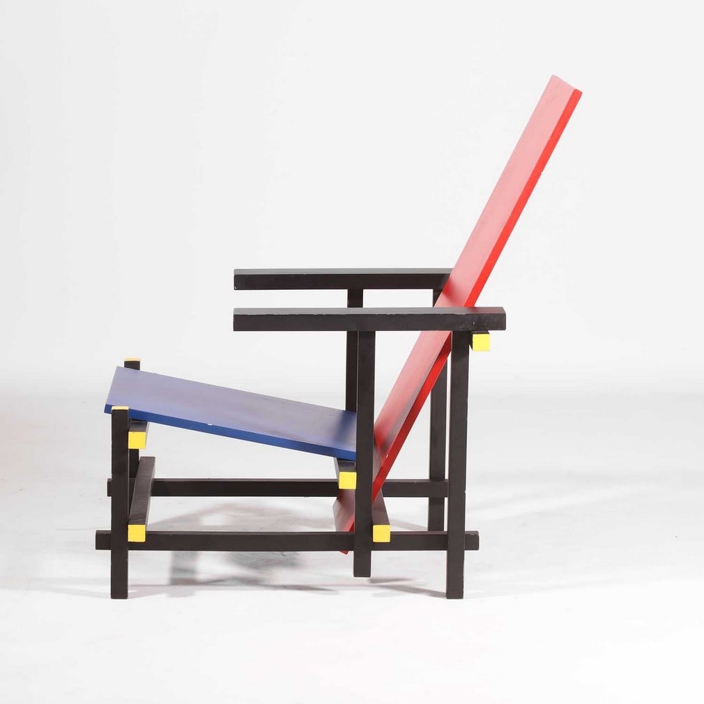 After Gerrit Rietveld A 'Red and Blue' armchair - 2