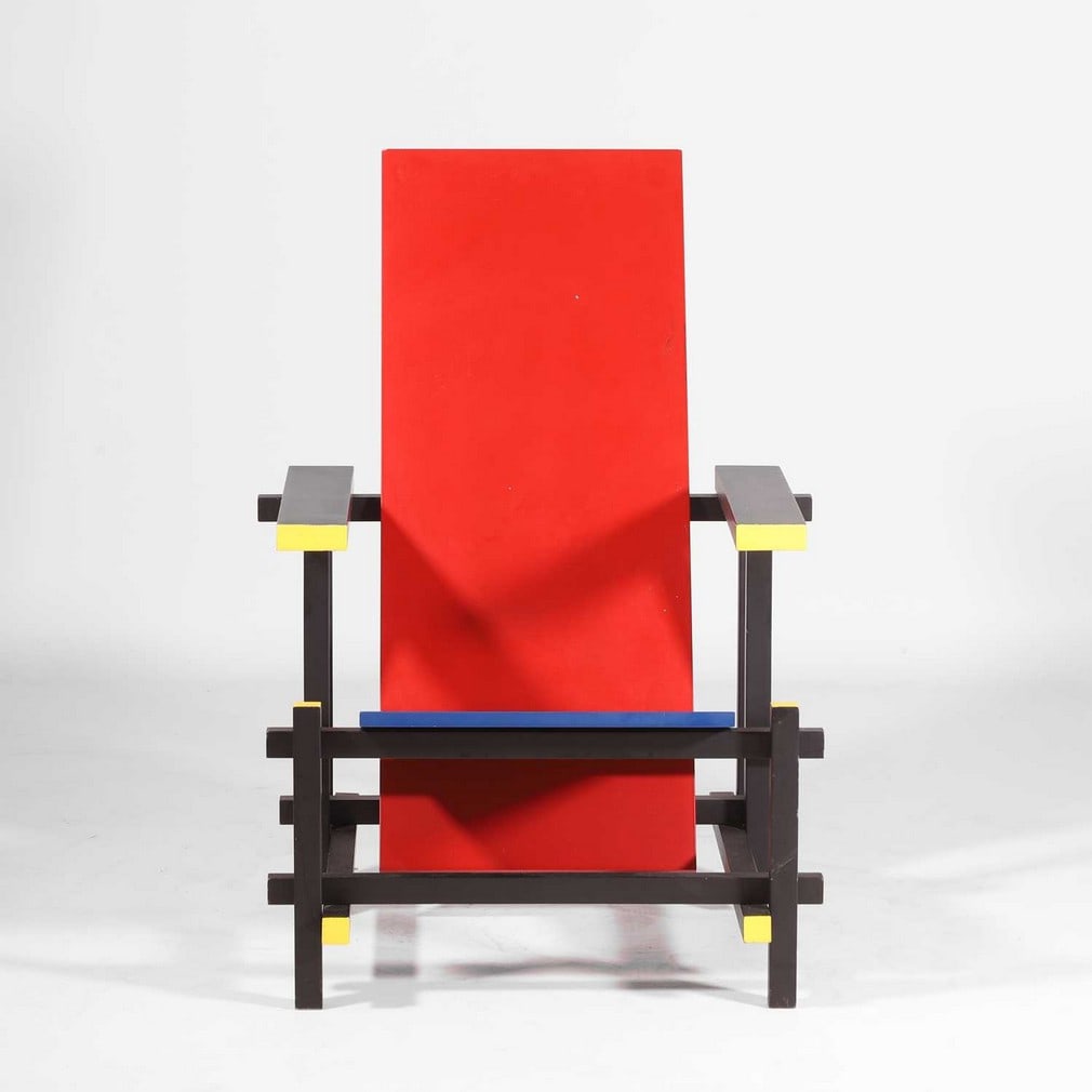 After Gerrit Rietveld A 'Red and Blue' armchair - 3