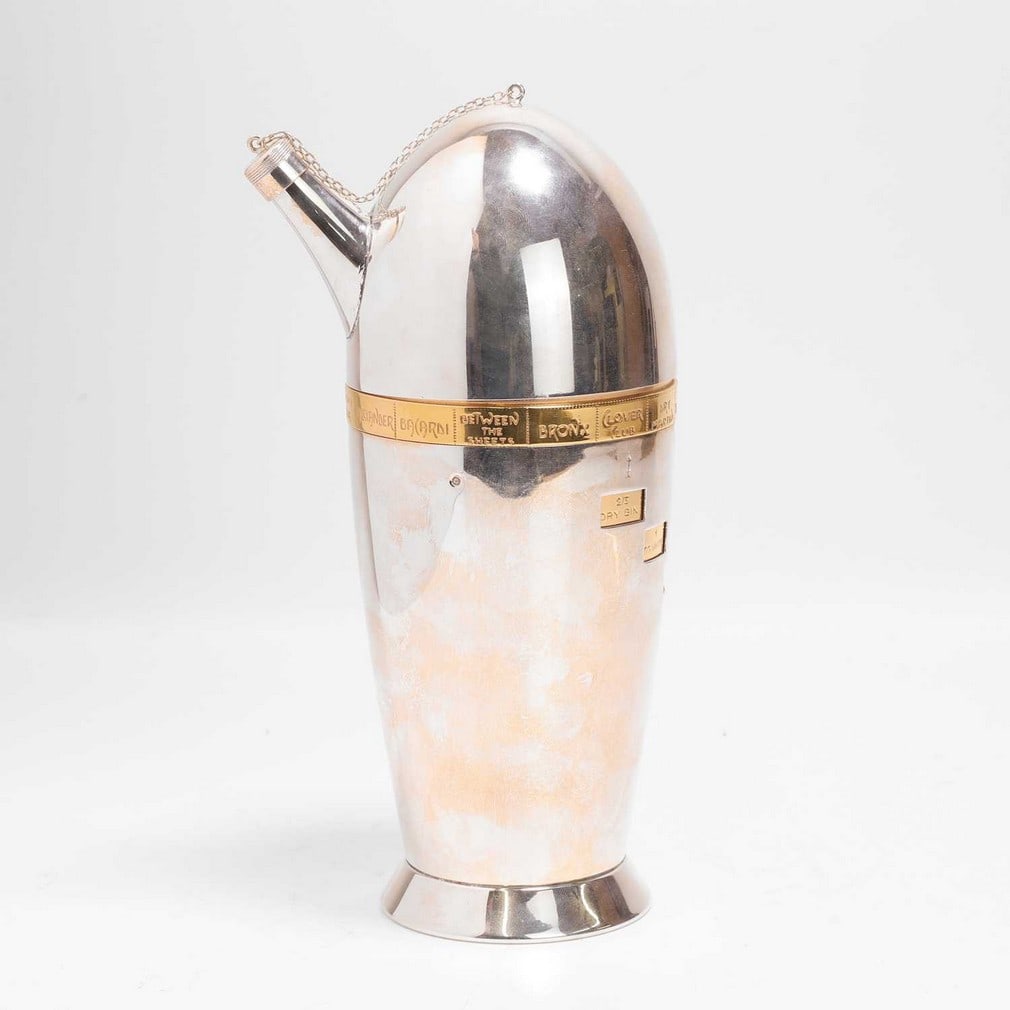 Italian A 'Bomb' recipe cocktail shaker (1 of 4)