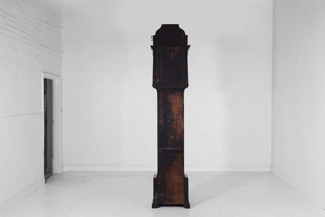 A George I walnut longcase clock Early 18th century - 3