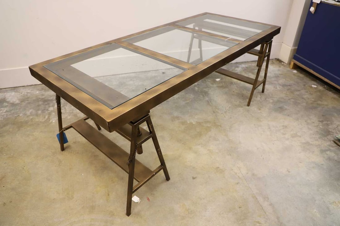 A brass and glass desk Of recent manufacture - 3