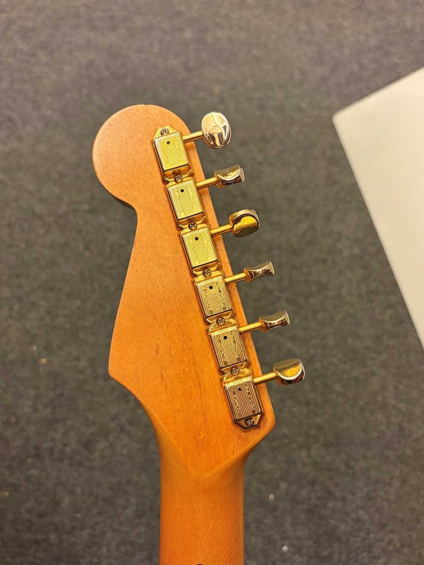 A Fender Squier Stratocaster guitar Of recent manufacture - 9