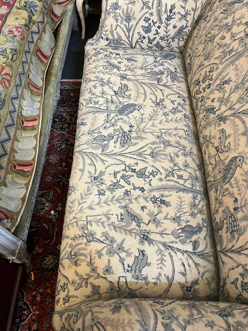 A George III-style mahogany settee, Late 19th century - 10