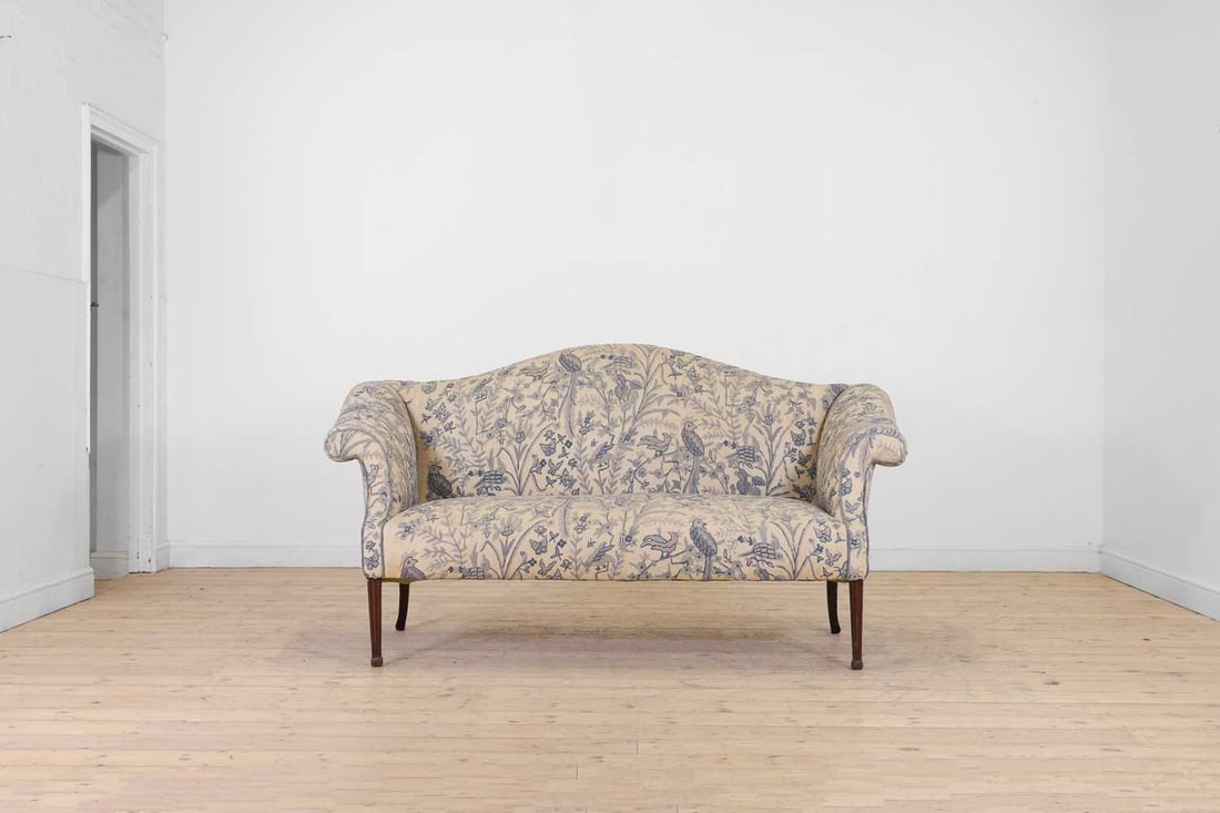 A George III-style mahogany settee, Late 19th century (1 of 17)