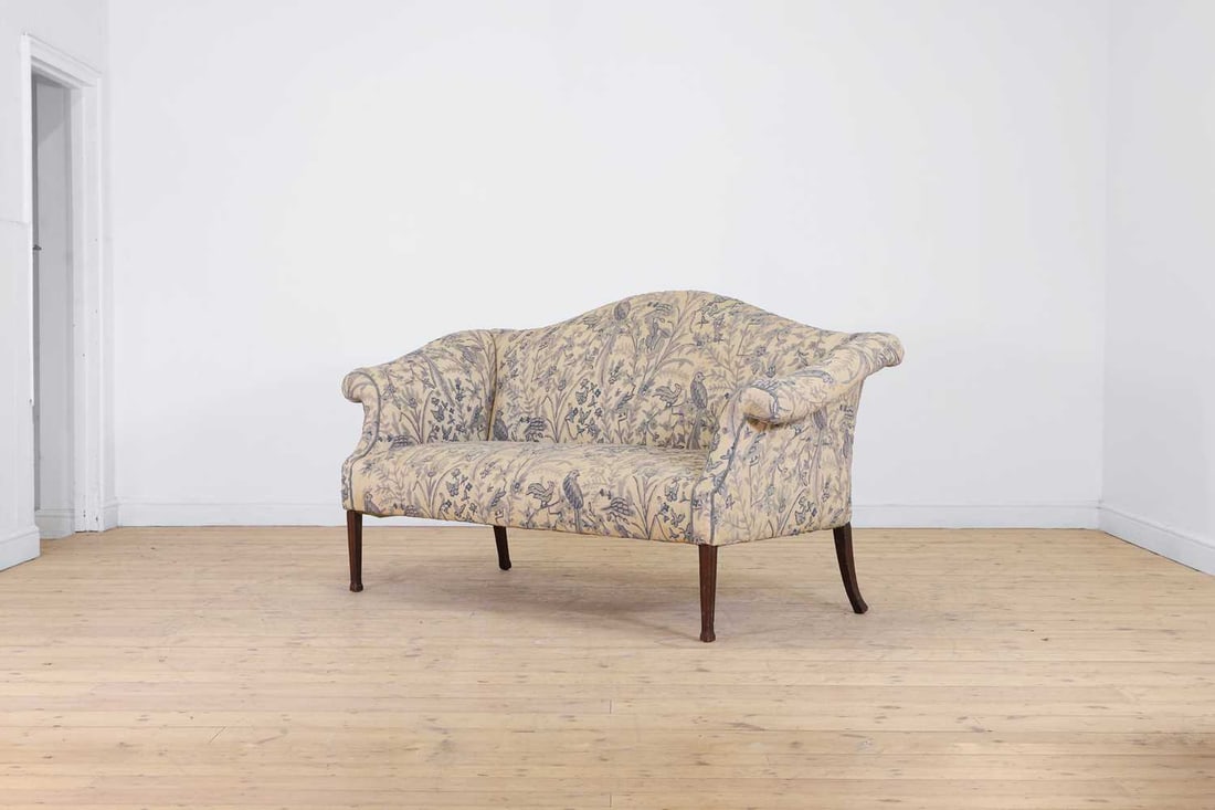 A George III-style mahogany settee, Late 19th century - 6