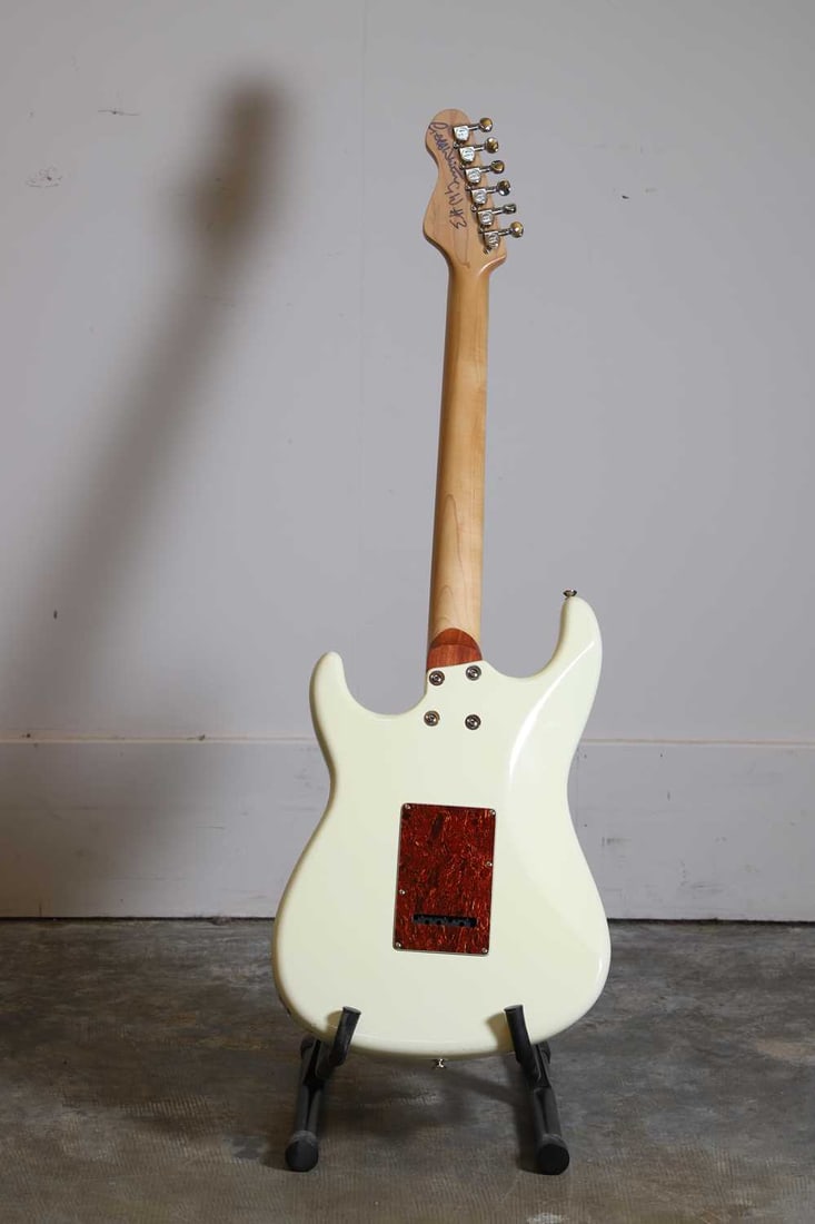 A Vintage 'Geoff Whitehorn' signature series electric guitar - 2