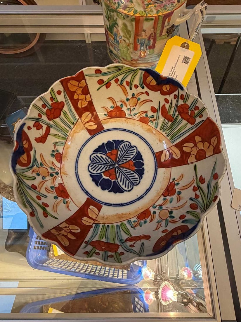 A Chinese Canton teapot and cover 19th century - 6