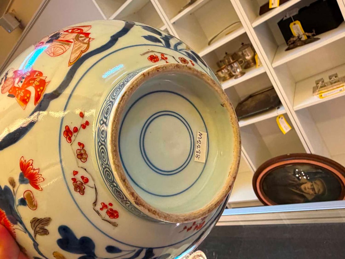 A Chinese Canton teapot and cover 19th century - 9