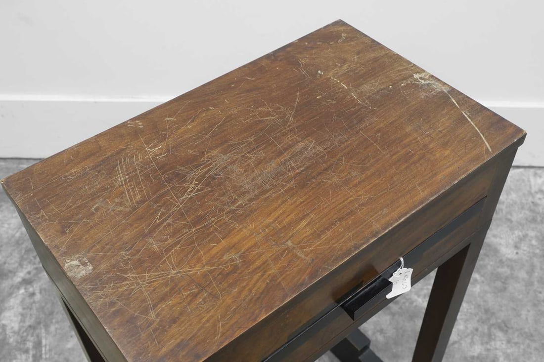 An Art Deco satined beech and ebonised lamp table - 2