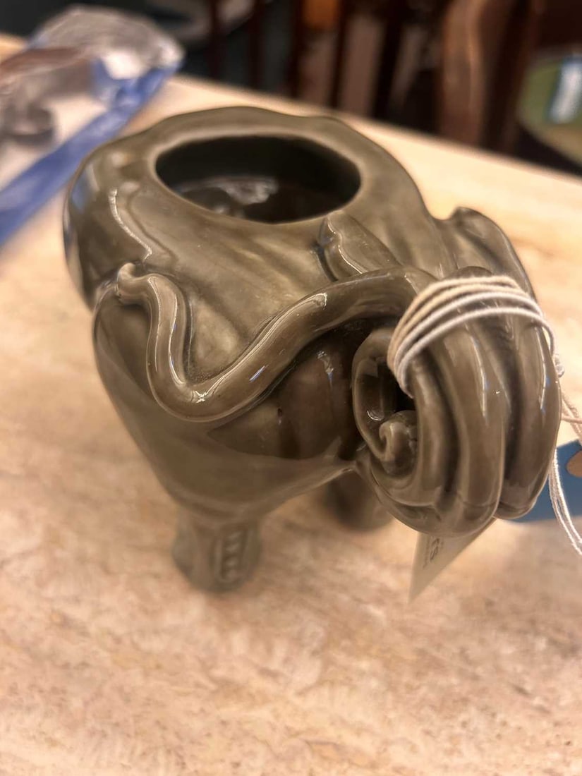 A Japanese celadon 'luduan' censer 20th century - 5