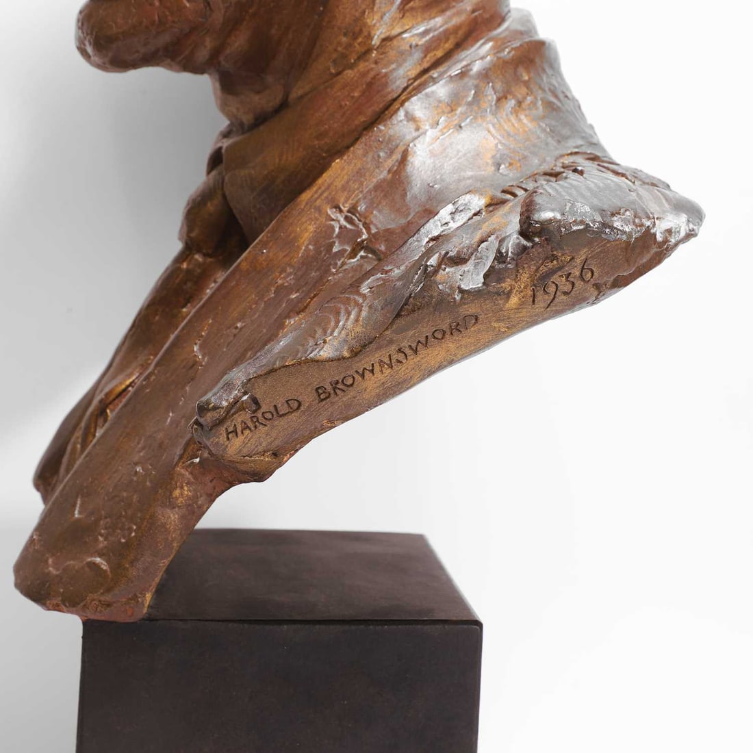 Harold Brownsword (1885-1961) A portrait bust of Edward Kerridge Esq - 3