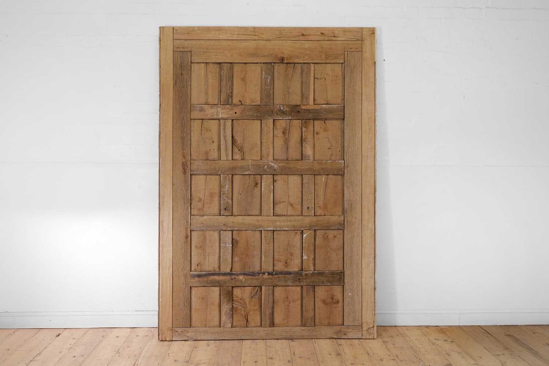 A large Louis XVI-style painted and parcel-gilt wooden pier mirror 19th century, French - 2