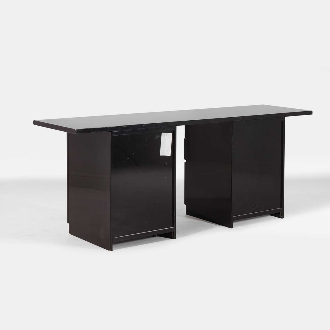 Miniforms A lacquered walnut sideboard - 3