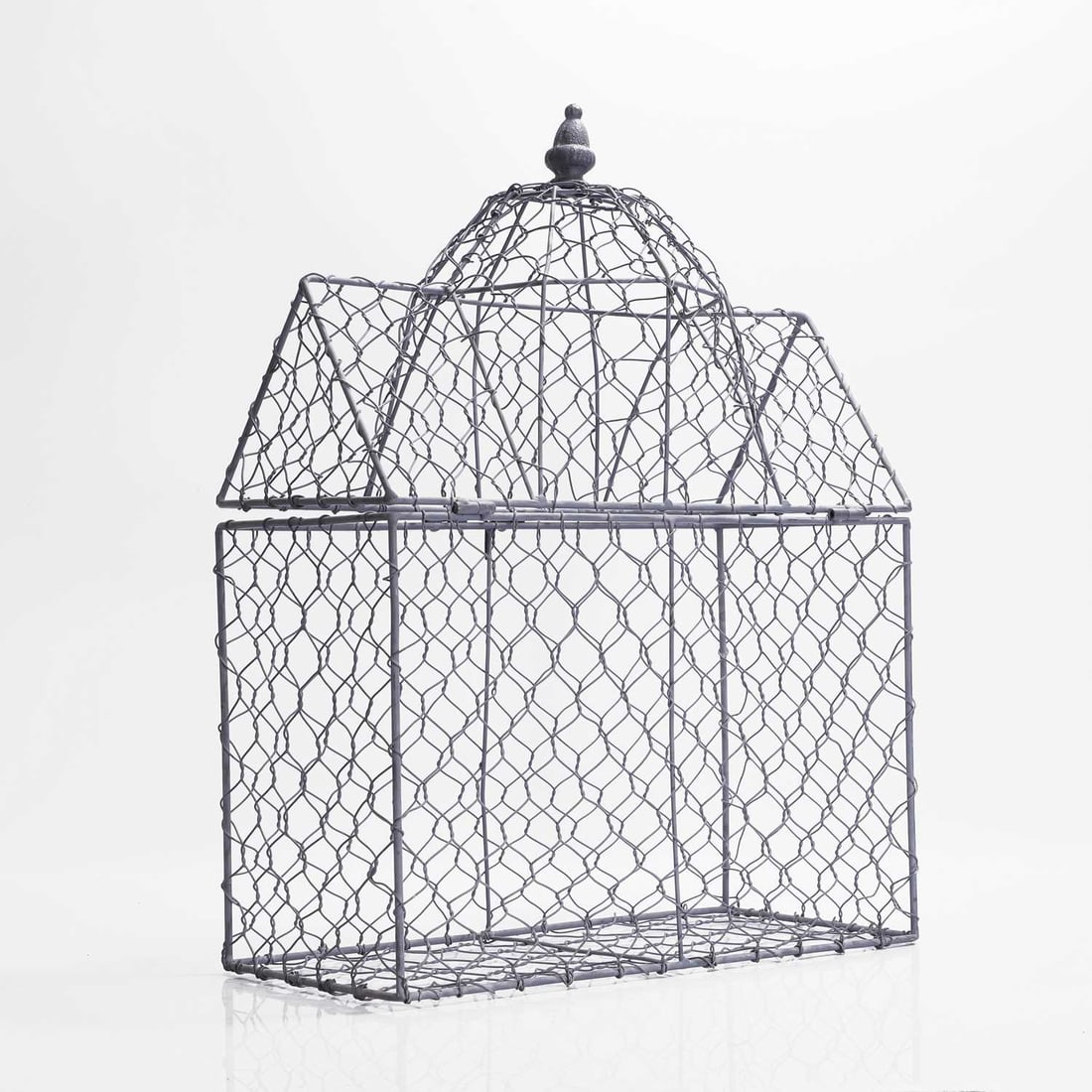 An ornamental wire birdcage Of recent manufacture - 2