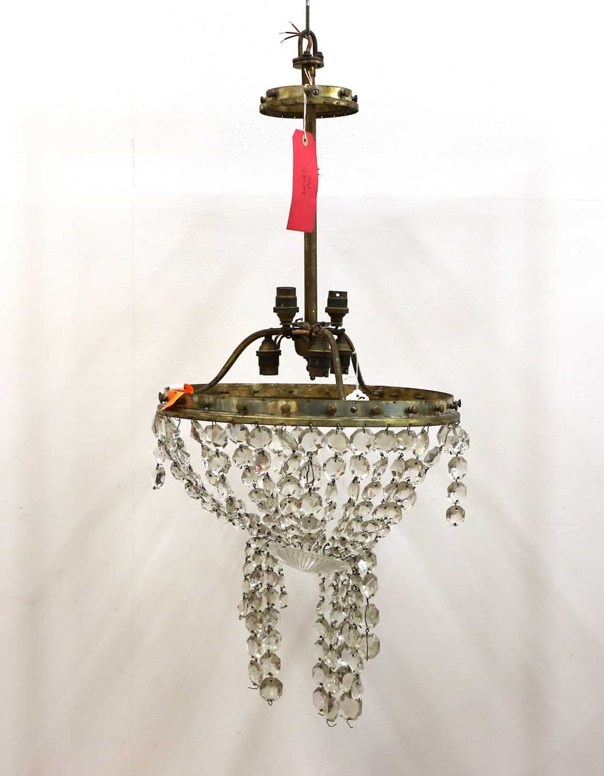 A cut glass chandelier Late 19th century - 2