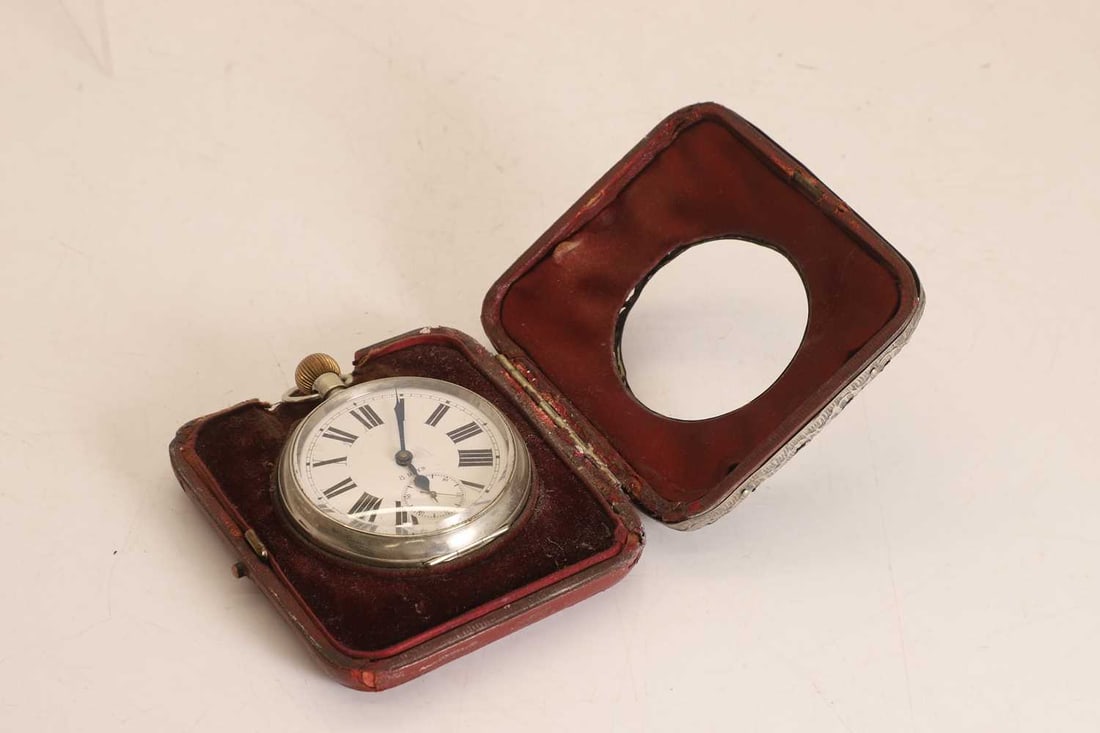 A silver cased silver plated pocket watch - 3