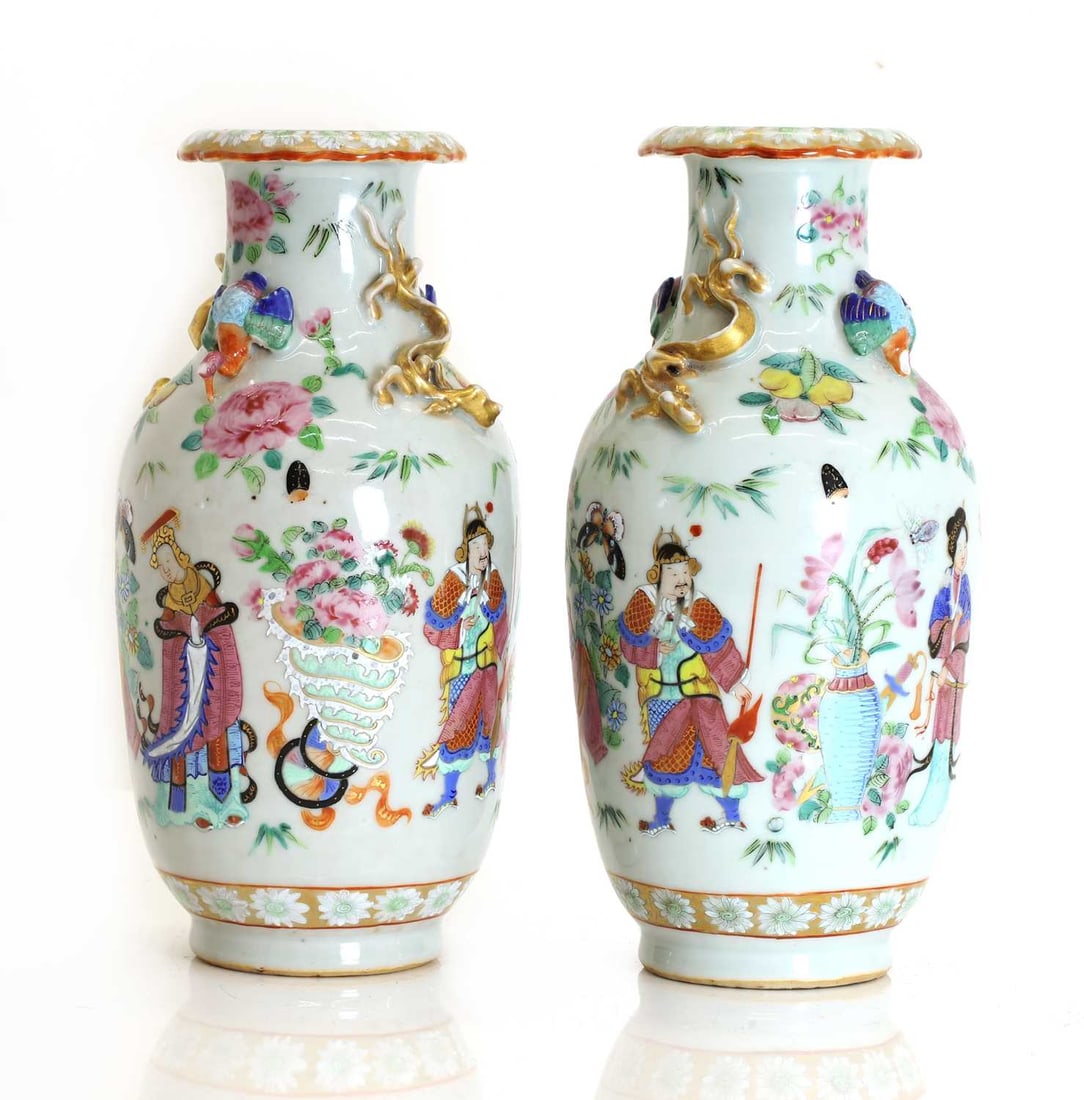 A pair of Chinese famille rose vases, 19th century, - 2