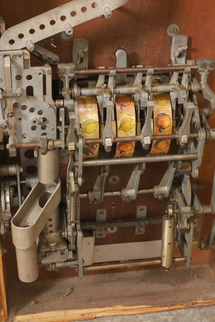 A Novomat one arm bandit 20th century - 5