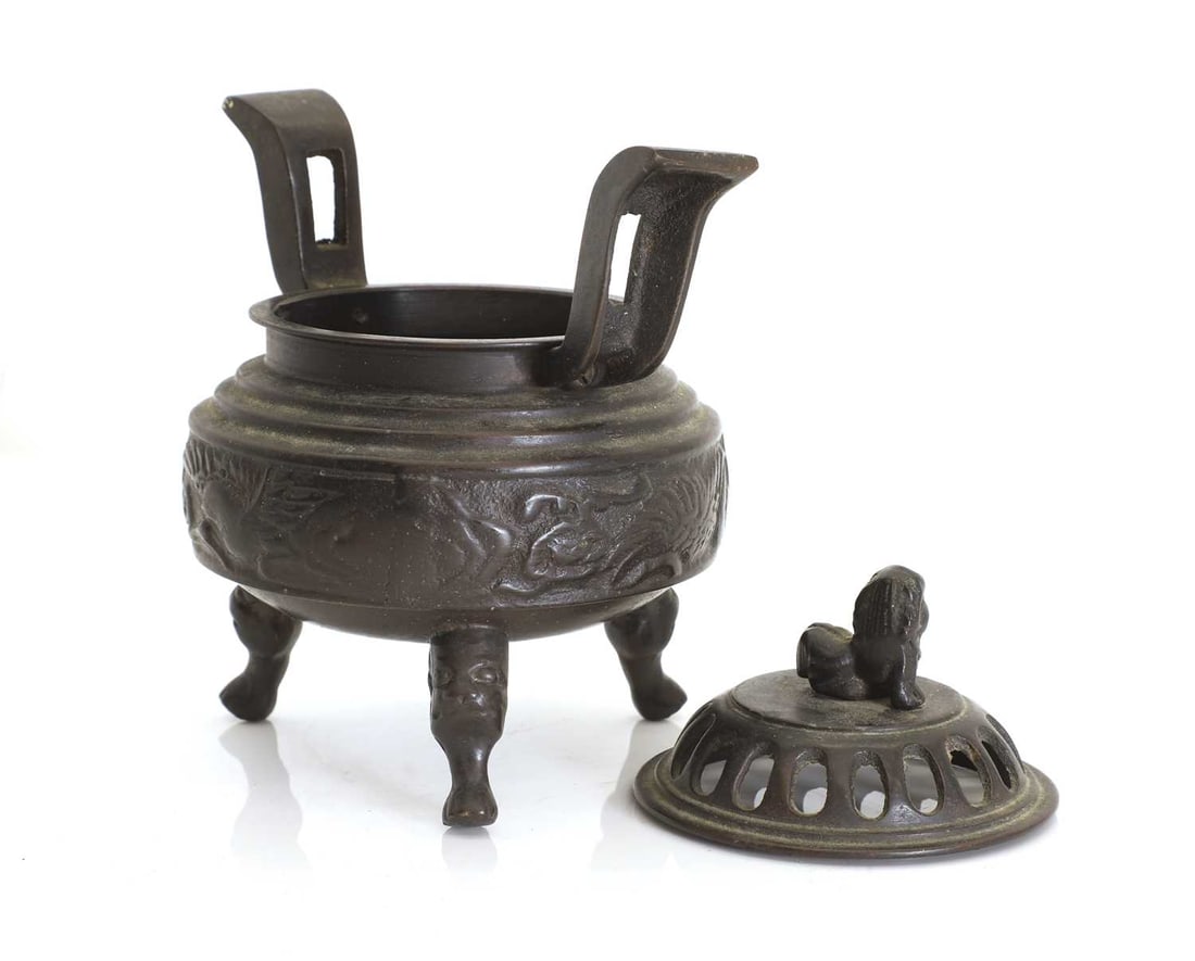 A Chinese incense burner, 20th century, - 2