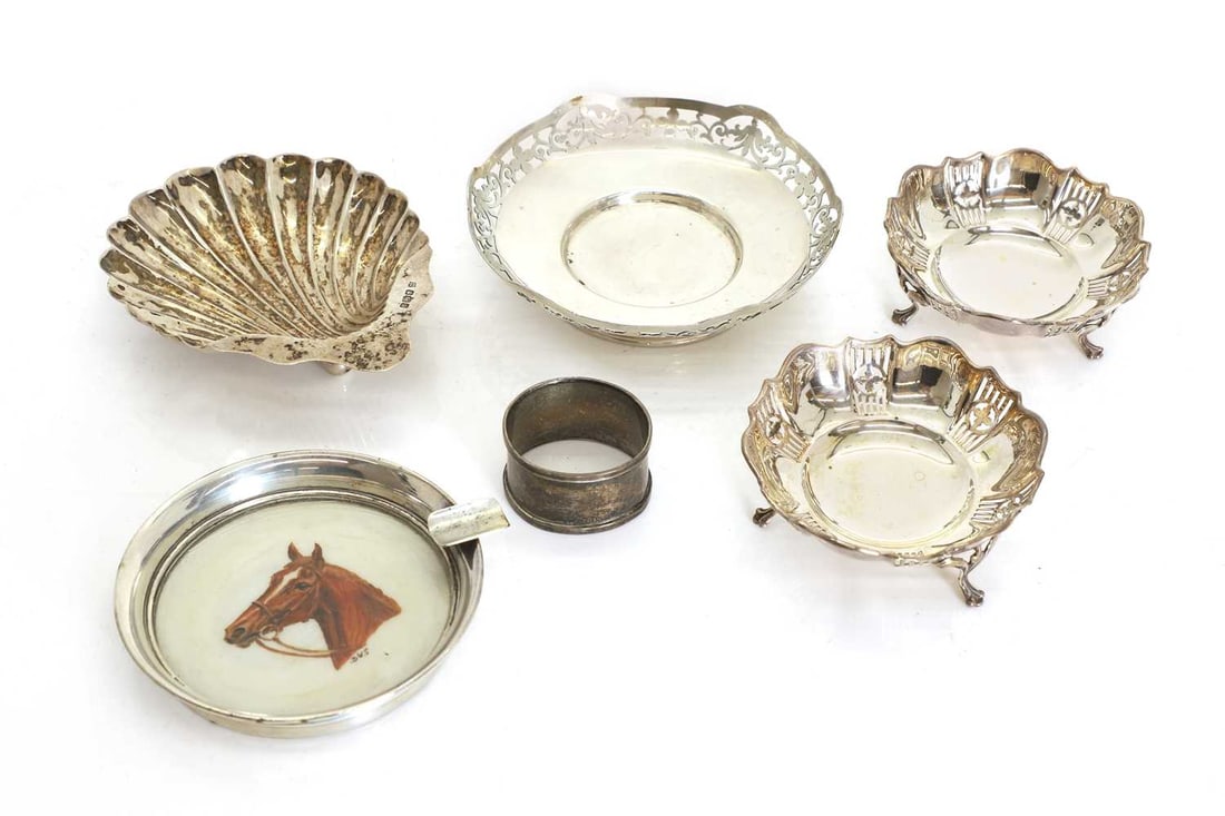 A pair of pierced silver bowls, (1 of 2)