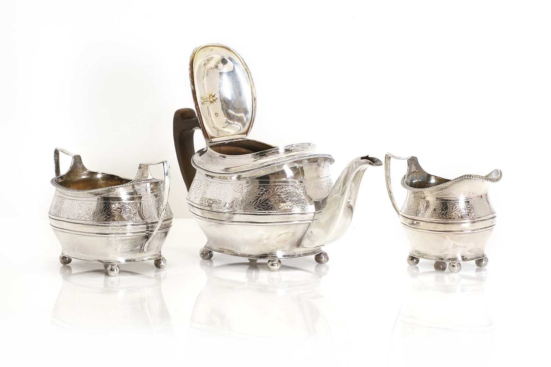A Victorian silver tea service, - 2