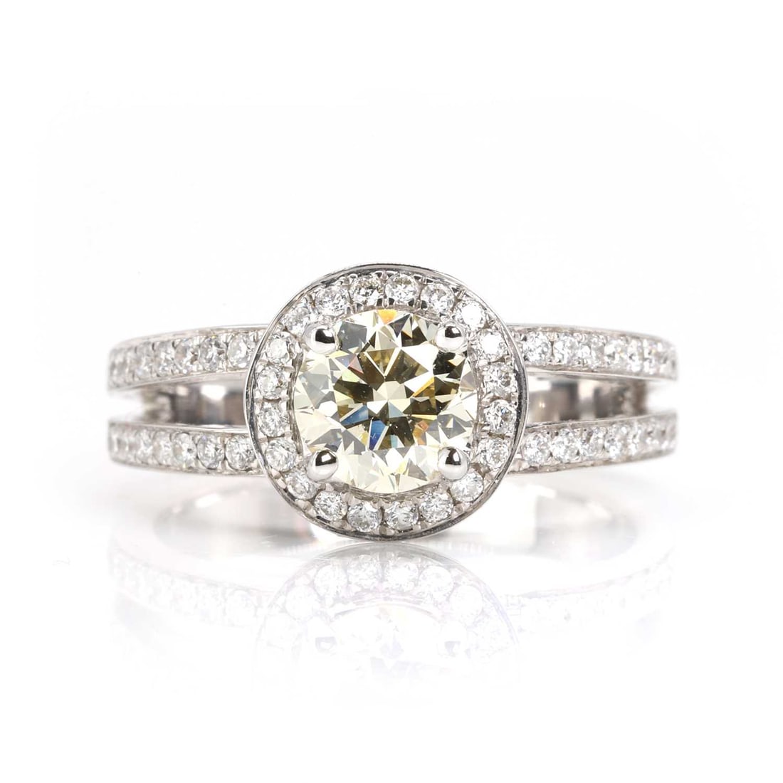 † A diamond and coloured diamond cluster ring, (1 of 4)