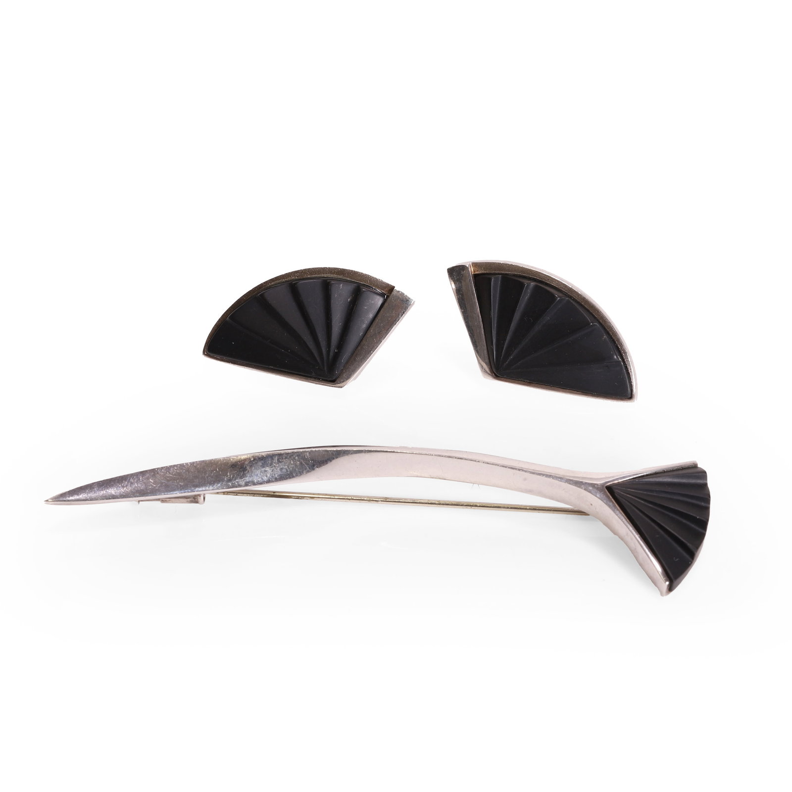 Niels Erik From, a silver brooch and earrings set,: Niels Erik From, a silver brooch and earrings set, the stylised floral brooch with a carved fan, likely resin or glass, into a gently curved bar, to a pin and trombone clasp, stamped FROM 925 S, and a