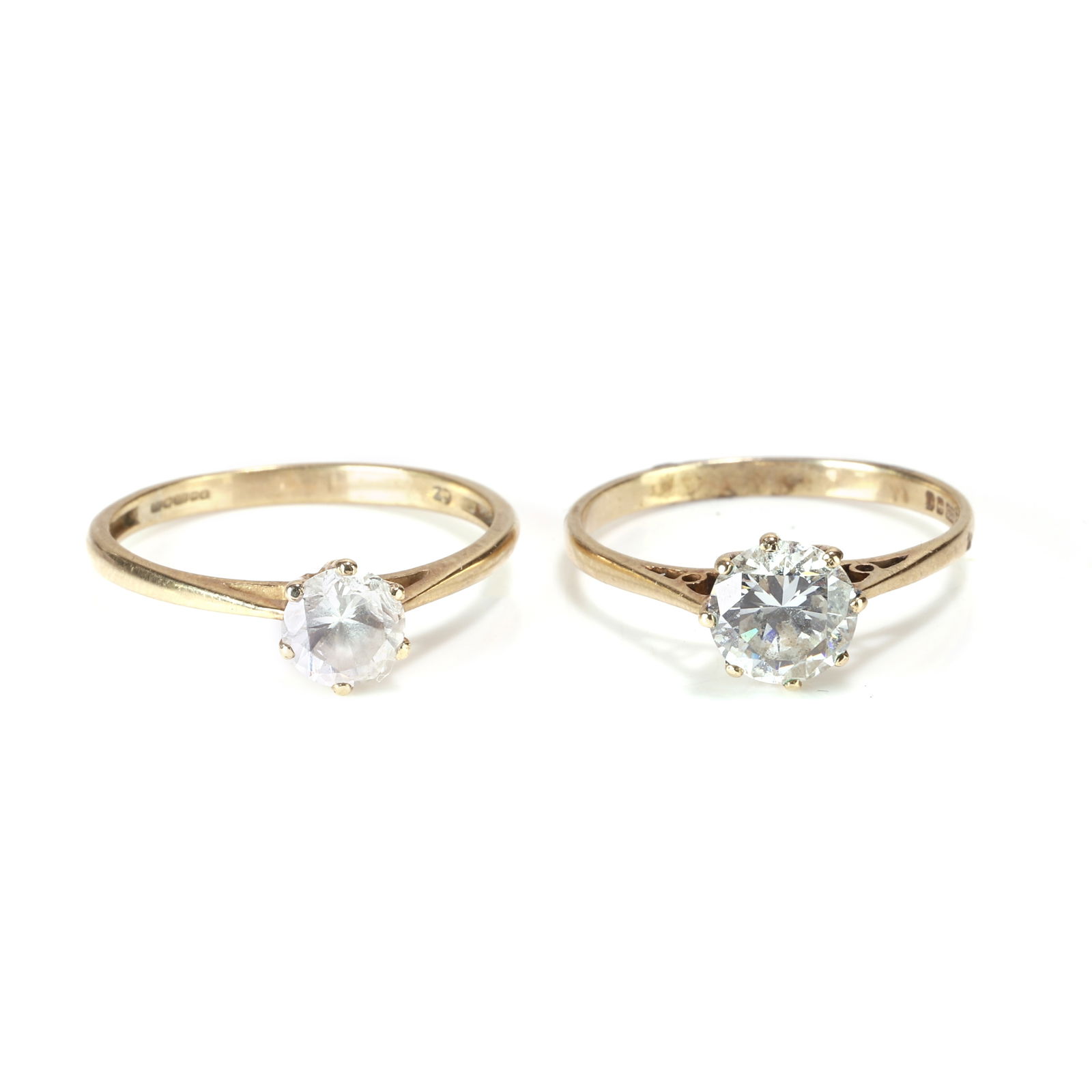 Two 9ct gold cubic zirconia rings, (1 of 2)