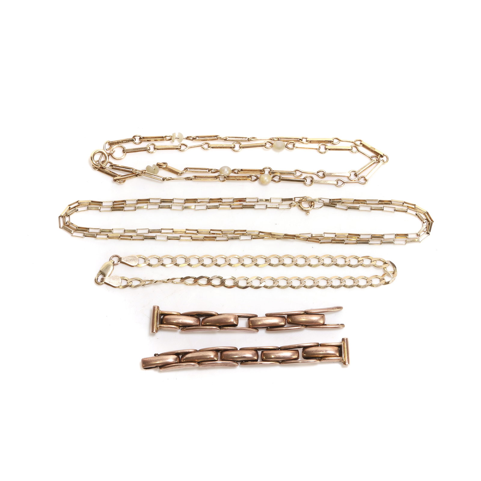 A group of gold chains and a bracelet, (1 of 2)