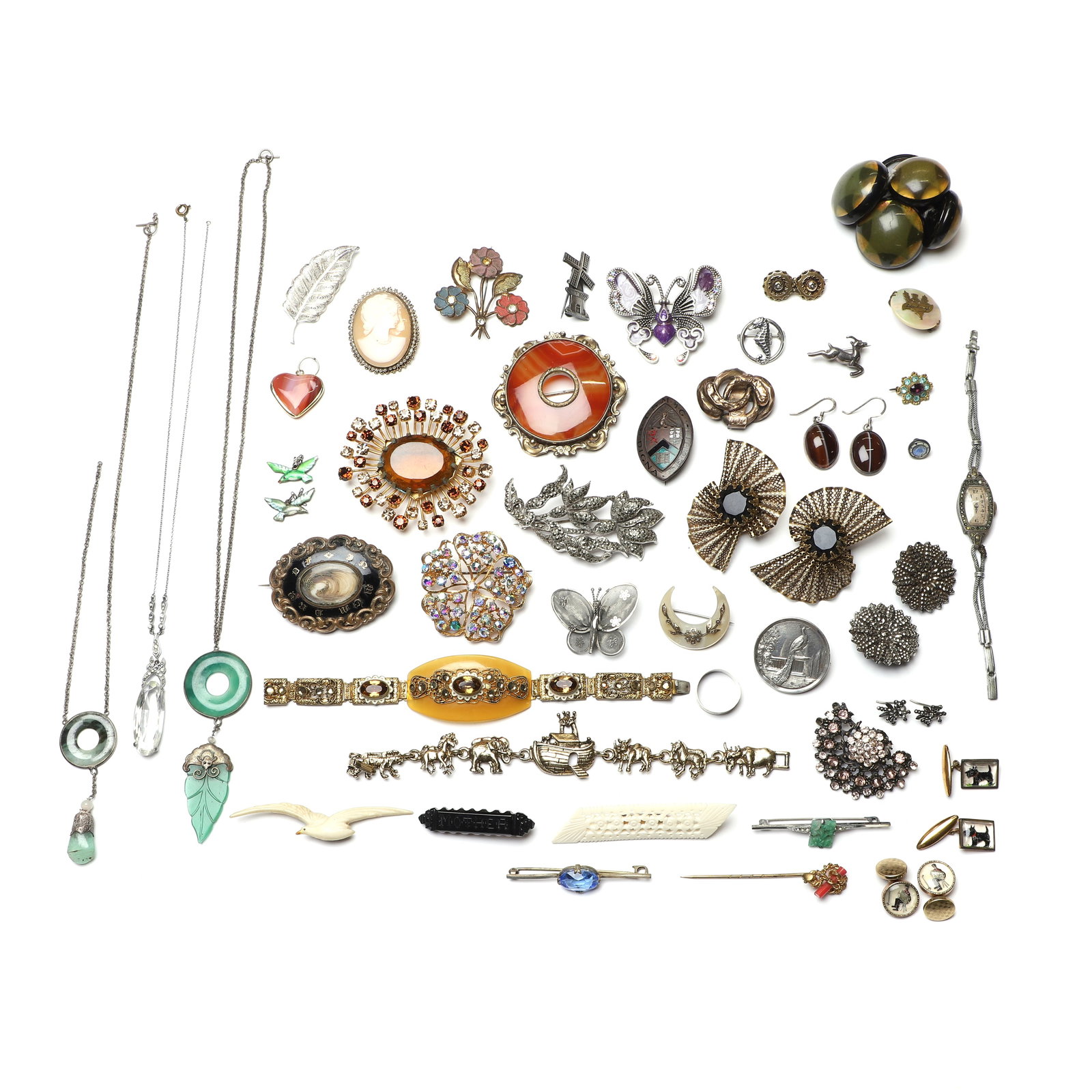 A large collection of antique and vintage jewellery,: A large collection of antique and vintage jewellery, to include a split pearl brooch, tested as approximately 14ct gold, two pairs of gilt metal imitation 'Essex crystal' chain link cufflinks, circa 1