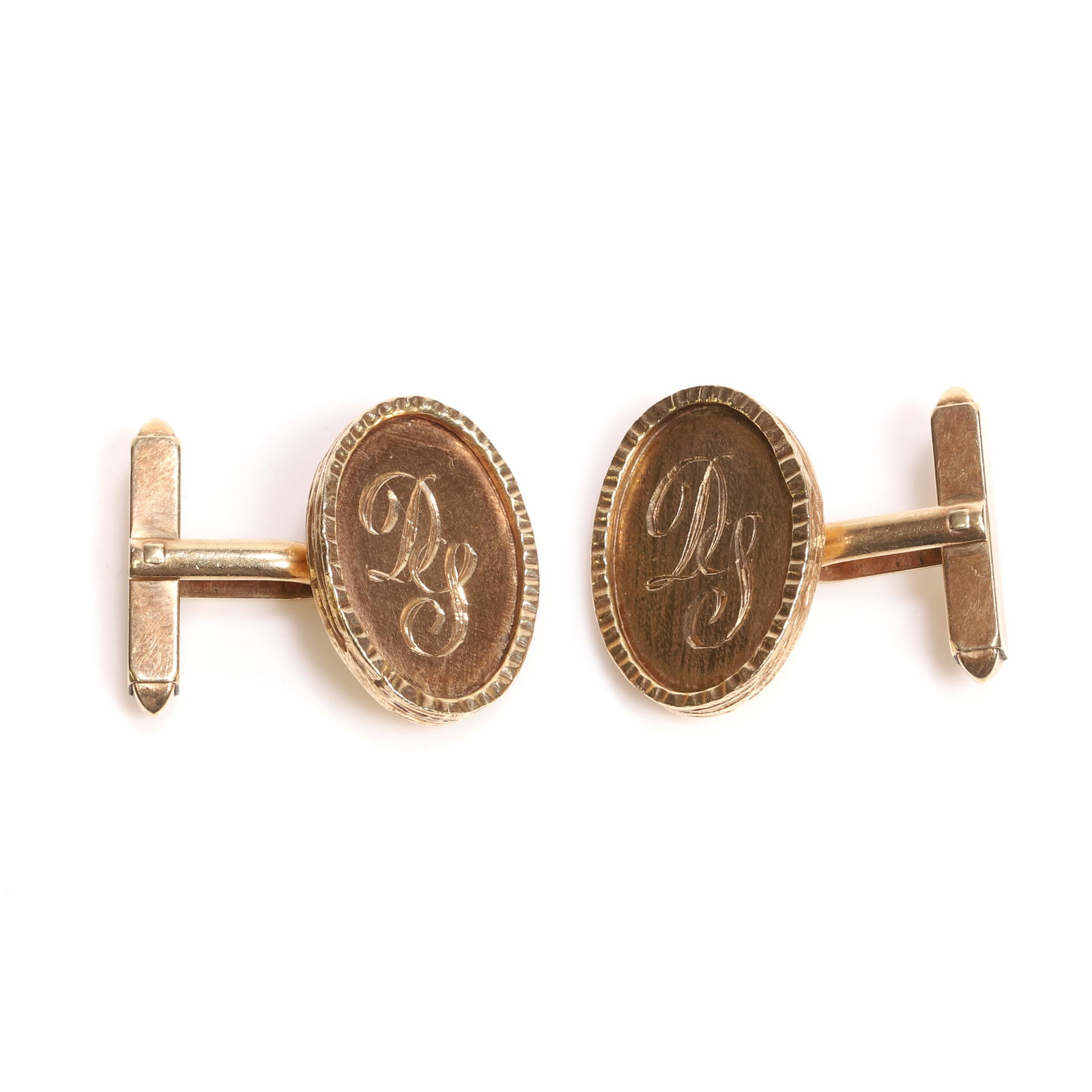 A pair of bar link cufflinks, (1 of 2)