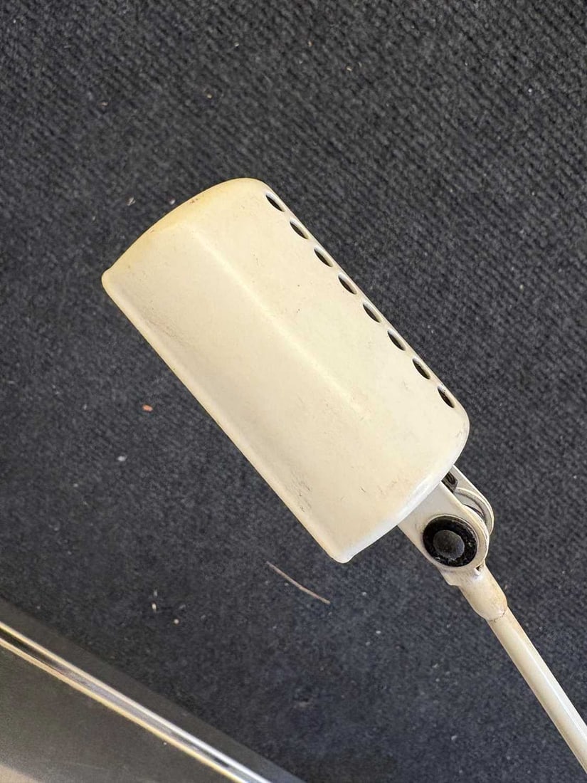 A Lumina 'Daphine' table lamp Circa 1970s - 3