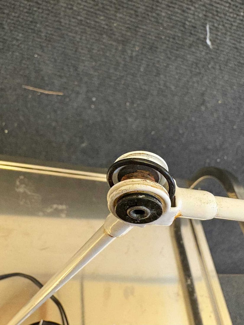 A Lumina 'Daphine' table lamp Circa 1970s - 5