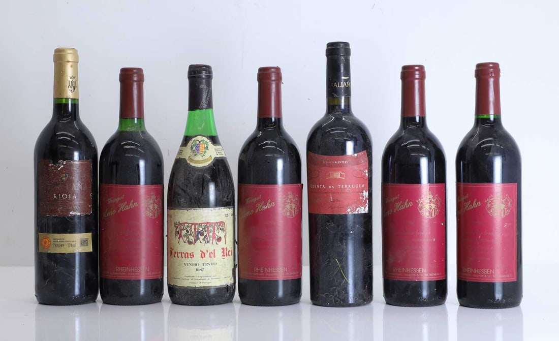 A selection of wines,: A selection of wines, assorted makers and vintages, as per photograph (12) Please note we cannot guarantee condition of contents or quality of storage. No returns will be accepted due to defective