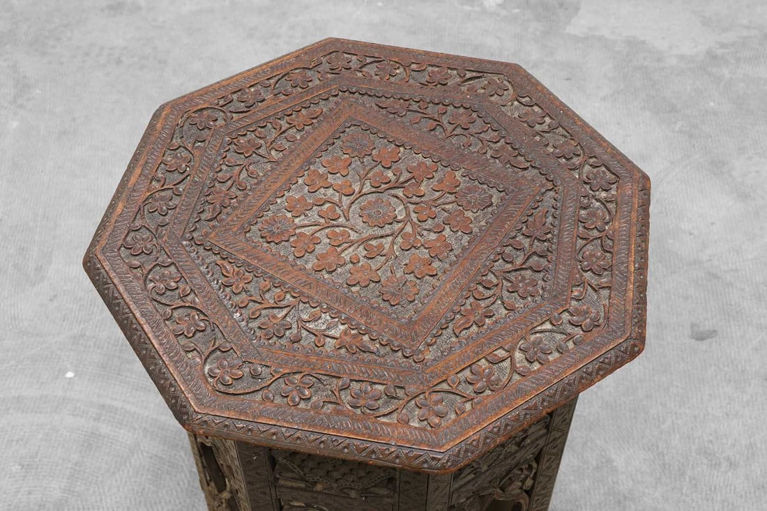 An Anglo-Indian carved hardwood octagonal top side table, Circa 1900, - 2