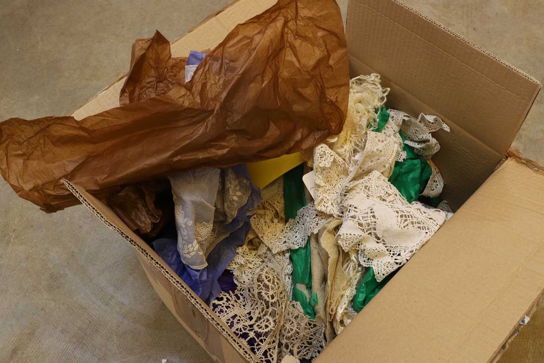 A collection of antique lace 17th century and later, - 2