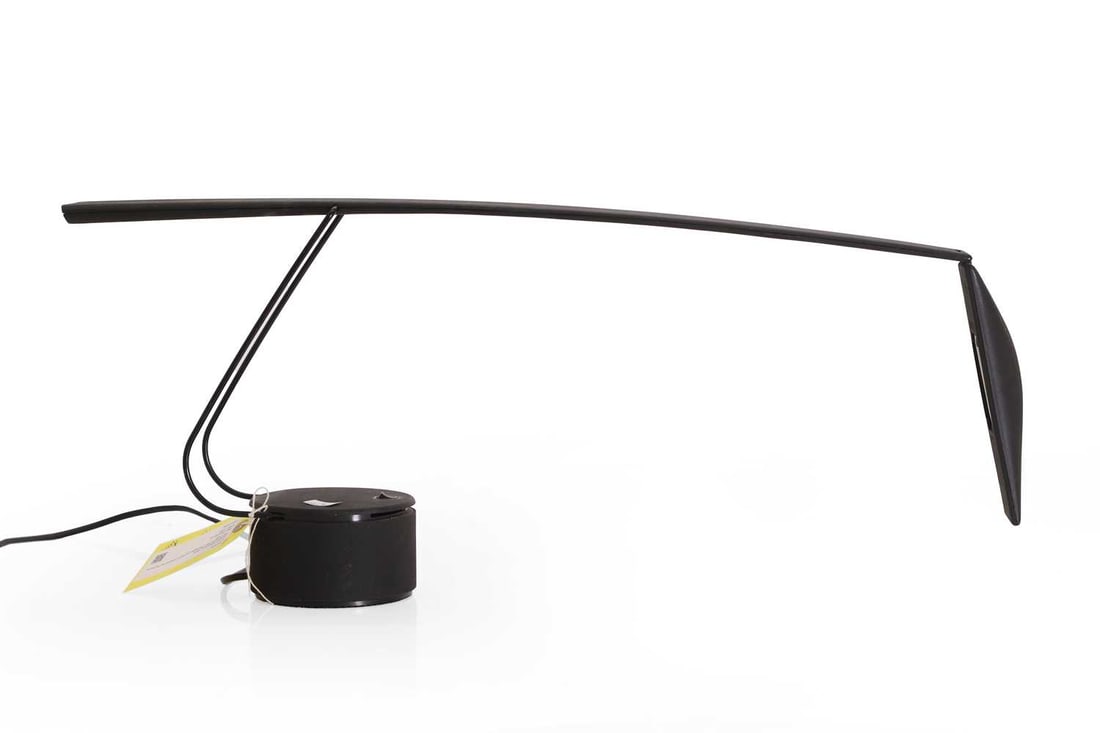 A Dove table lamp, Circa 1980s, - 2