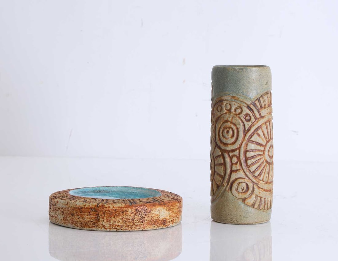 Two Bernard Rooke ceramics, - 2