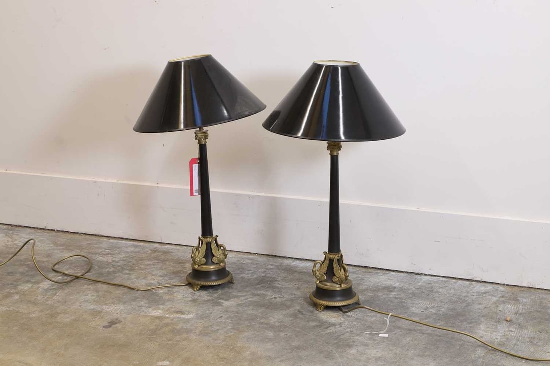A pair of Neoclassical brass and lacquered table lamps, 20th century (1 of 1)