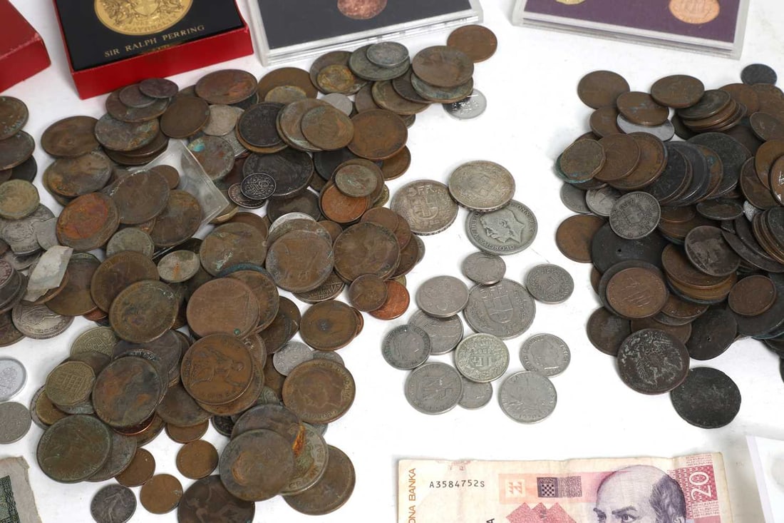 Coins, Great Britain & World, - 2