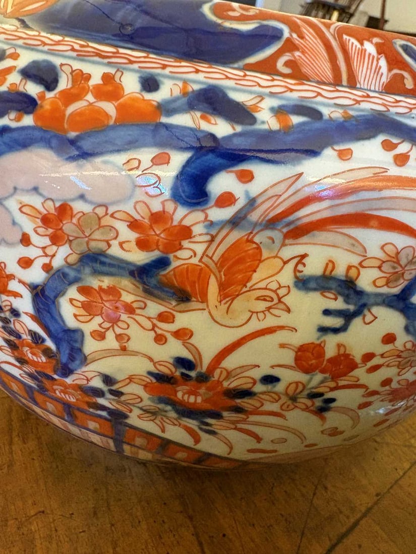 Four Japanese Imari jardinieres, 19th century, - 16