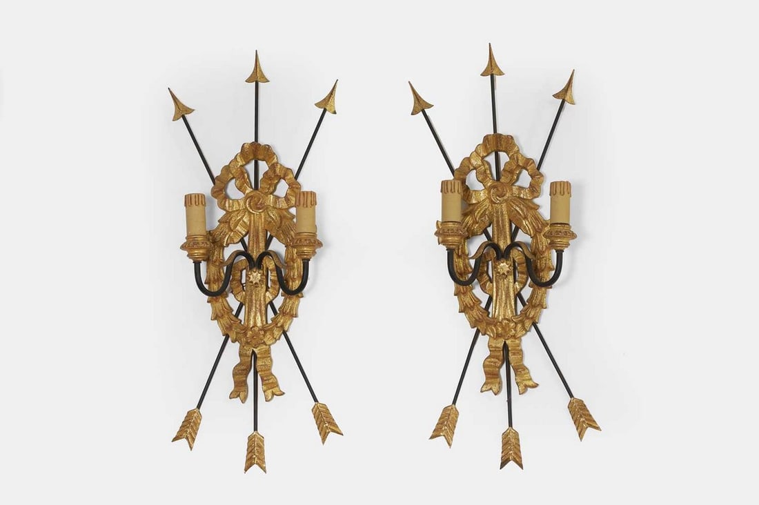 A pair of Louis XVI-style carved giltwood wall lights, of recent manufacture, (1 of 3)