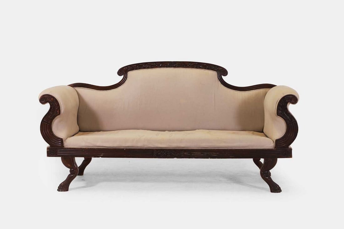 A Regency-style carved wooden settee, 20th century, (1 of 5)