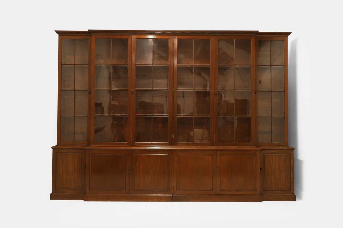 A large George III mahogany library bookcase, early 19th century, (1 of 4)